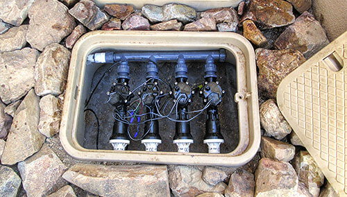 <span>Landscaping</span>Irrigation, Installation & Repair